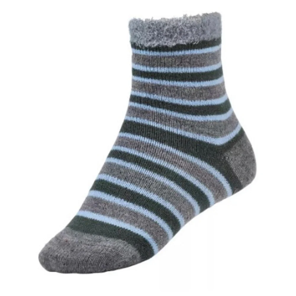 Northeast Outfitters Cozy Cabin Youth Stripe Crew Socks, S